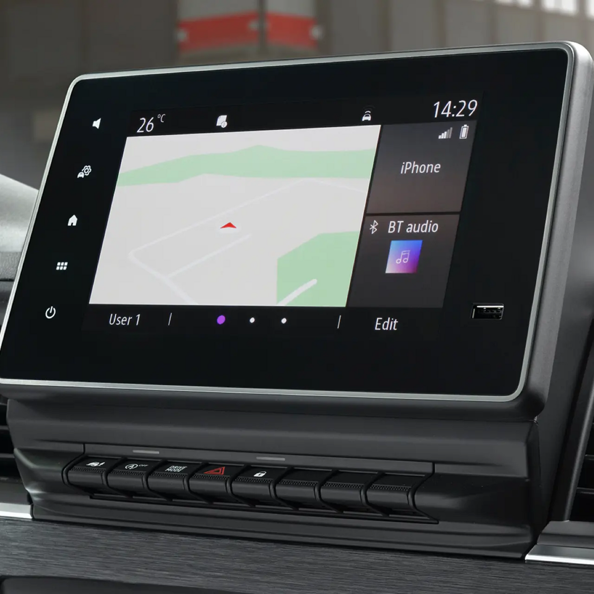 Nissan Primastar in Fahrt – modernes Sicherheits- und Assistenzsystem aktiv