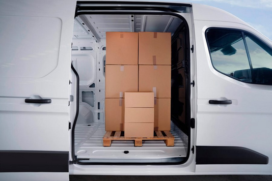 Nissan Interstar – vertikale Trennwand zwischen Fahrgastzelle und Laderaum