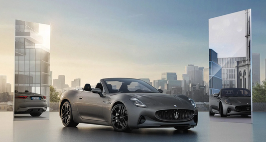Maserati GranCabrio Folgore – vollelektrische Variante, Frontansicht links