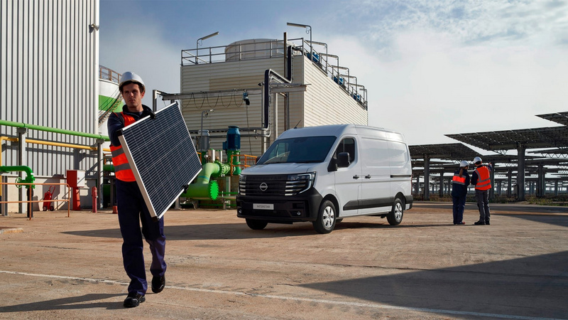 Nissan Interstar – Seitenansicht des Kastenwagens