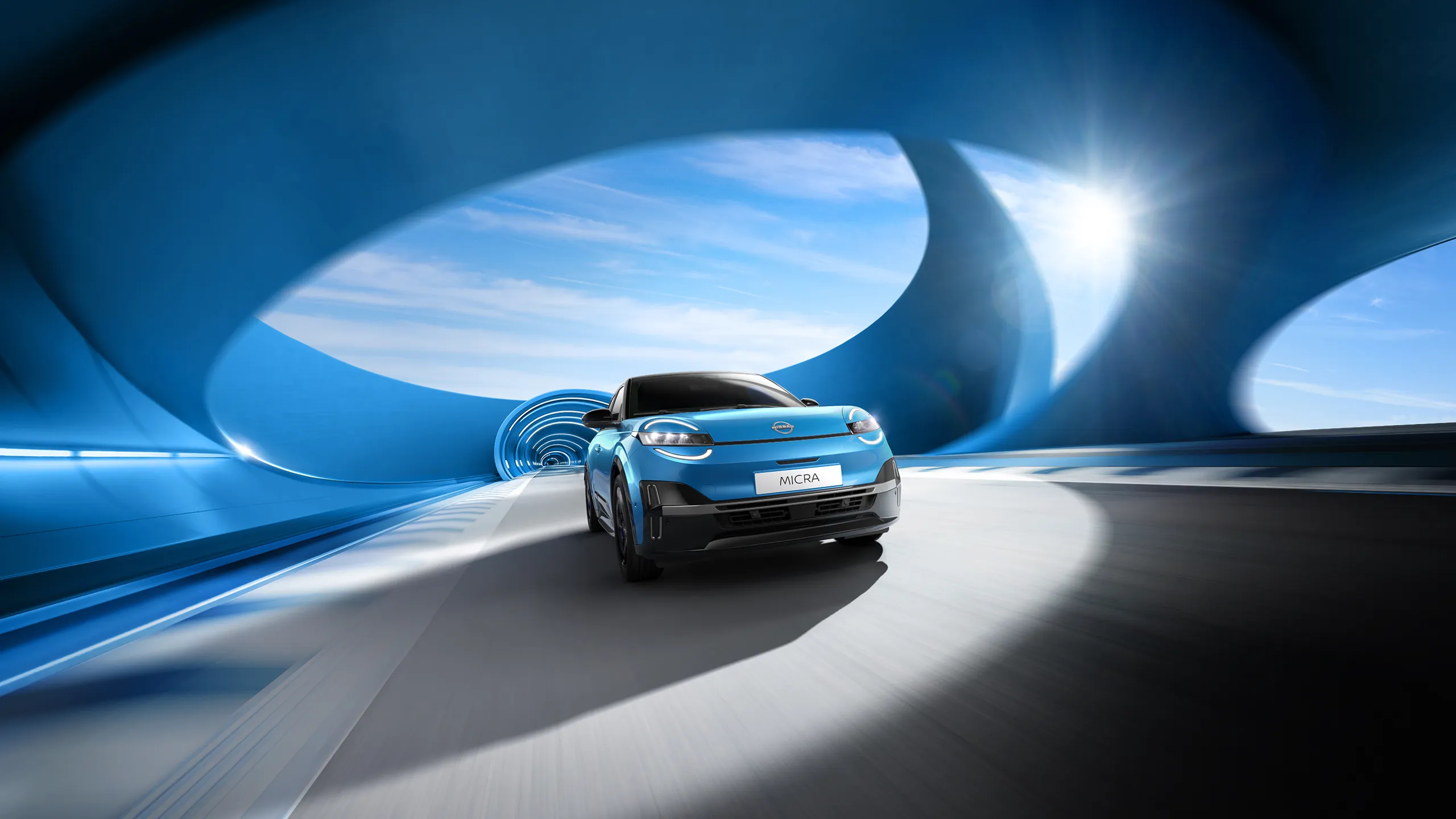 Nissan Micra vor futuristischer Kulisse