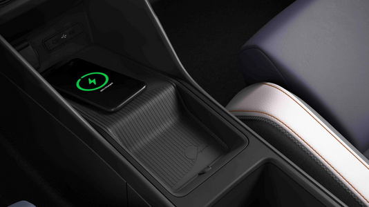 Induktives Laden im Nissan Micra