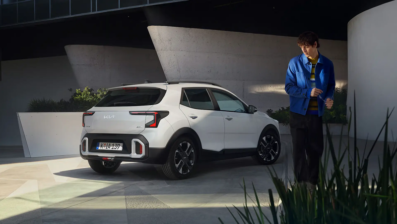 Kia Stonic GT-line – Seitenansicht dynamisch