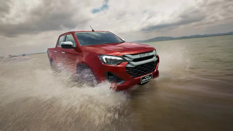 Isuzu D-Max - Dynamisch durchs Wasser