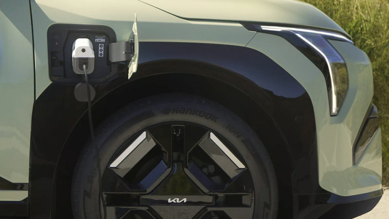 Kia EV3 Ladesstecker Detailaufnahme