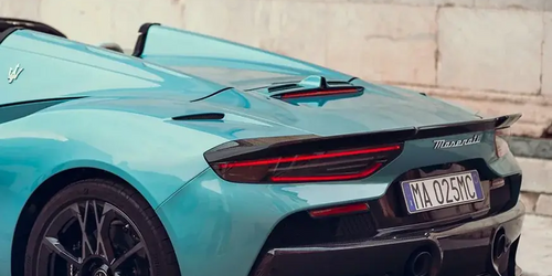 Maserati MCPura Heck rechts – Auspuff und Diffusor Detailansicht