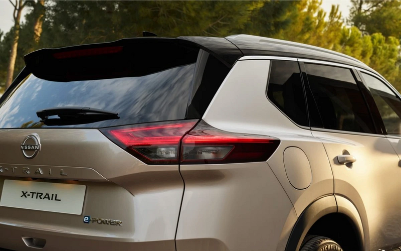 Rücklichtansicht des Nissan X-Trail