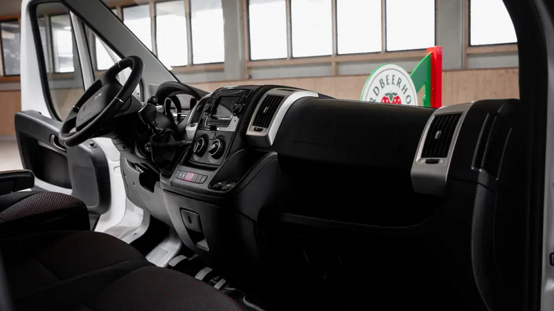 MSG Stablehopper – Innenansicht Cockpit
