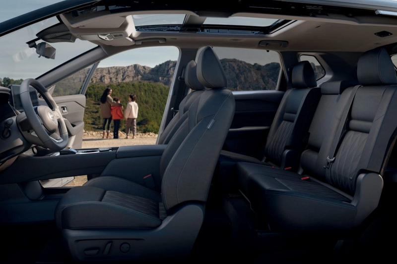 Durchsicht des Nissan X-Trail