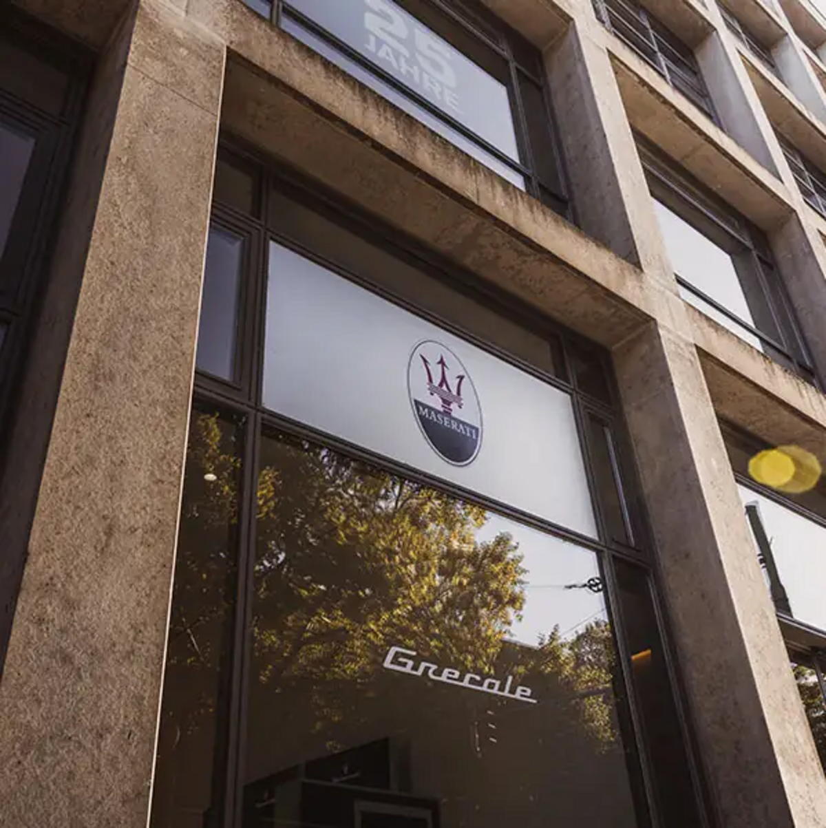 Maserati Showroom Frankfurt Außenansicht