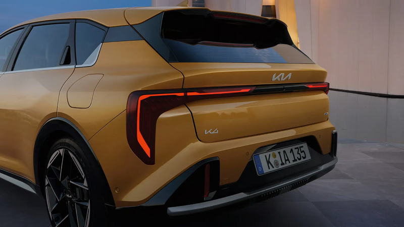 Kia K4 GT-Line 2026 – LED-Rückleuchten in Heckansicht